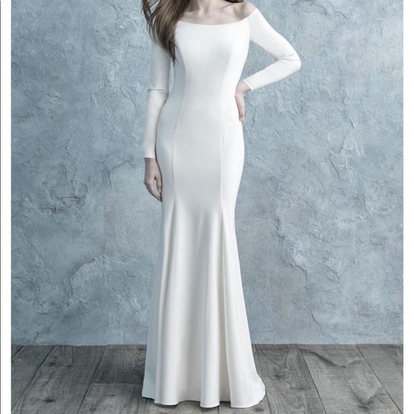 Allure Bridal sleeved crepe gown - Picture 2 of 15